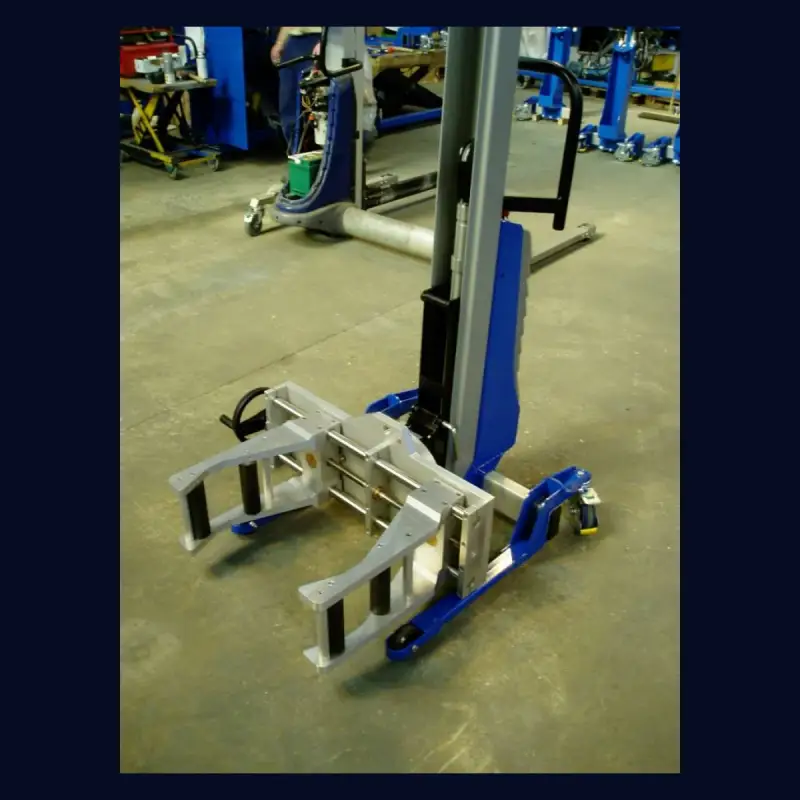 Industrial drum manipulator